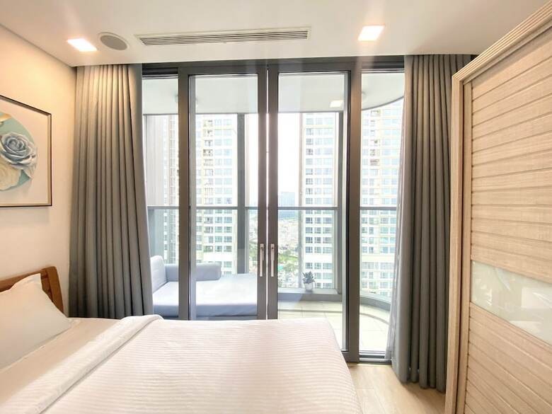 Hotel Lyshing Apartment In Vinhomes Luxury Landmark