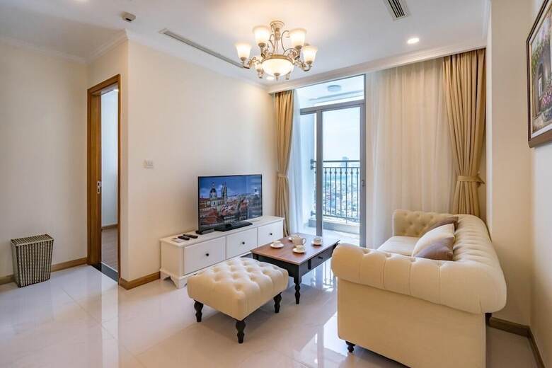 Hotel Lyshing Apartment In Vinhomes Luxury Landmark