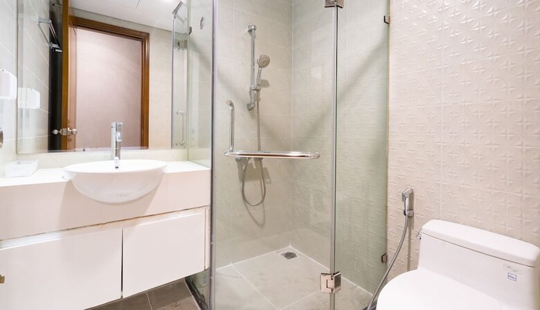 Hotel Lyshing Apartment In Vinhomes Luxury Landmark