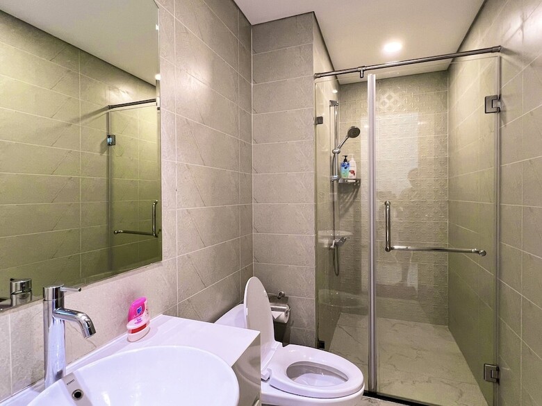 Hotel Lyshing Apartment In Vinhomes Luxury Landmark