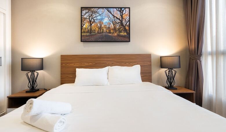 Hotel Lyshing Apartment In Vinhomes Luxury Landmark