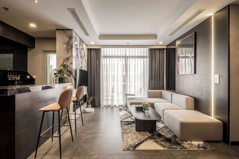 Hotel Lyshing Apartment In Vinhomes Luxury Landmark
