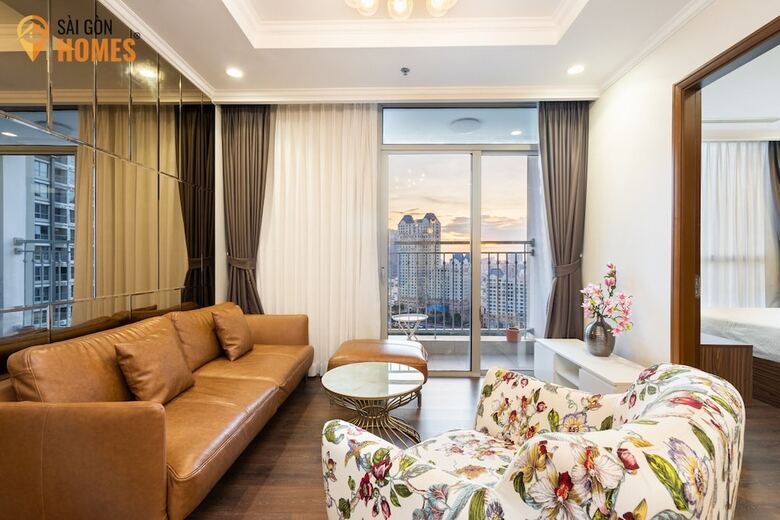 Hotel Lyshing Apartment In Vinhomes Luxury Landmark