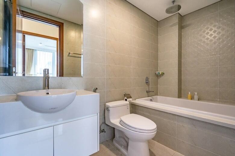 Hotel Lyshing Apartment In Vinhomes Luxury Landmark