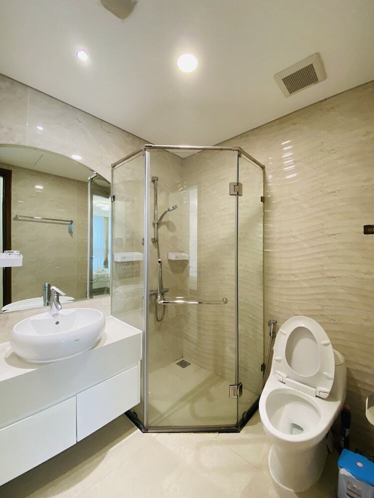Hotel Lyshing Apartment In Vinhomes Luxury Landmark
