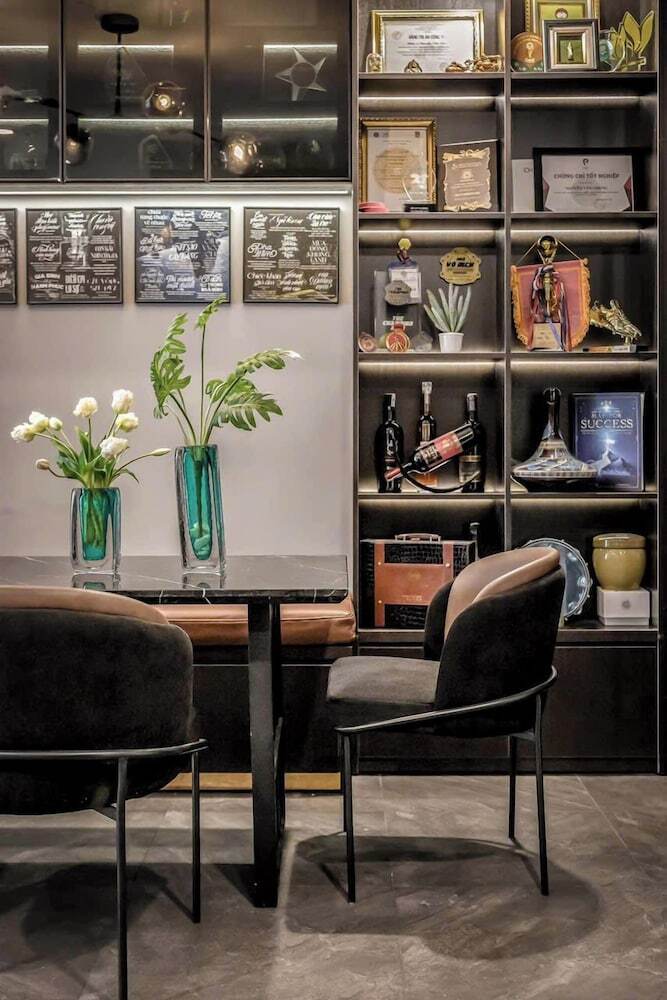 Hotel Lyshing Apartment In Vinhomes Luxury Landmark