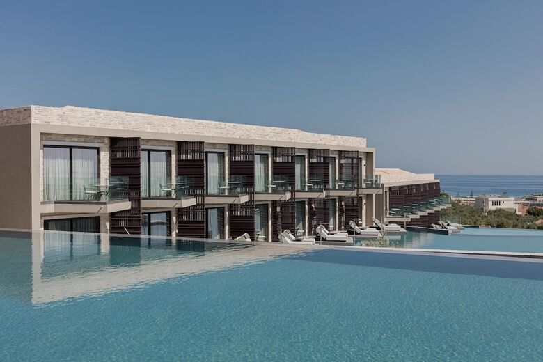 Hotel King Jason Zante ? Designed For Adults