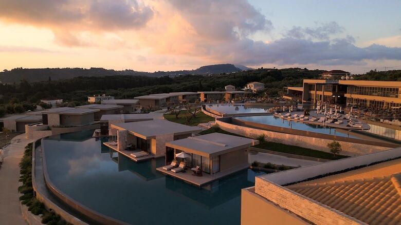 Hotel King Jason Zante ? Designed For Adults