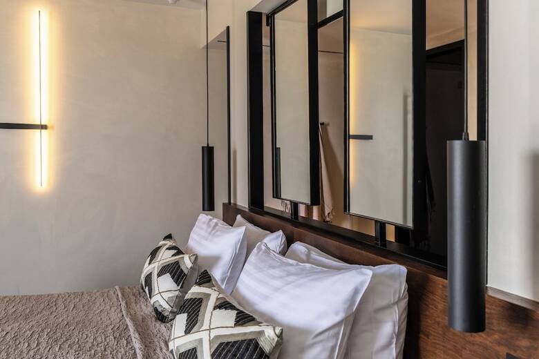 Hotel King Jason Zante ? Designed For Adults