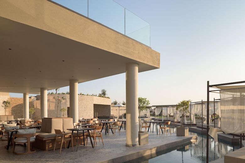 Hotel King Jason Zante ? Designed For Adults