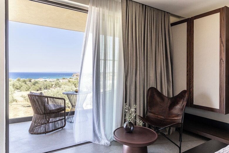Hotel King Jason Zante ? Designed For Adults