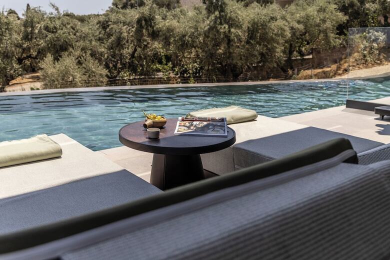 Hotel King Jason Zante ? Designed For Adults