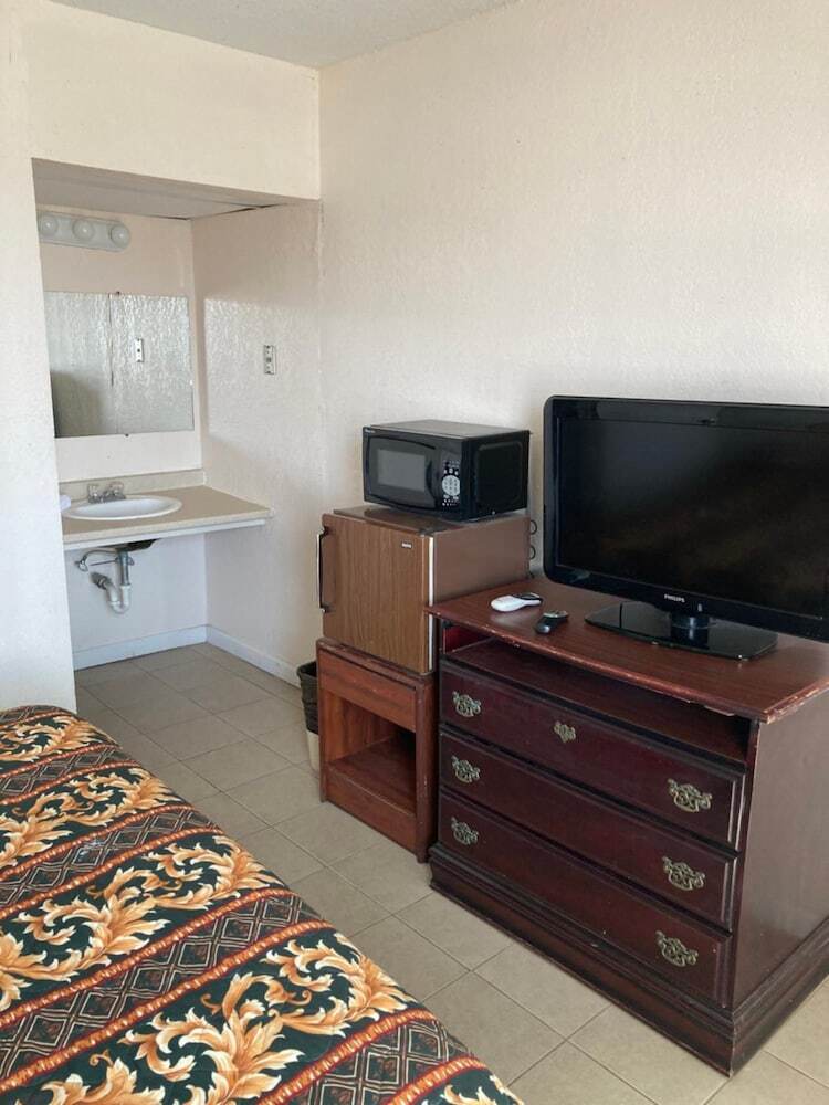 Surfside Motel