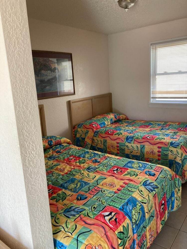 Surfside Motel
