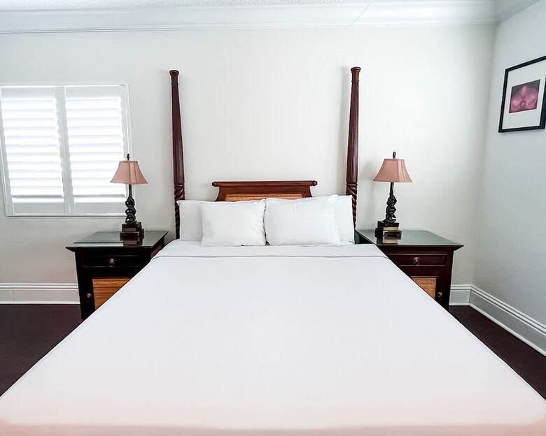 La Casa A North Beach Village Resort Hotel