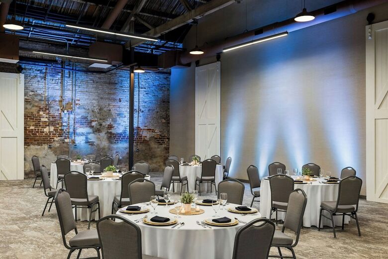 Hotel Aloft Wilmington At Coastline Center
