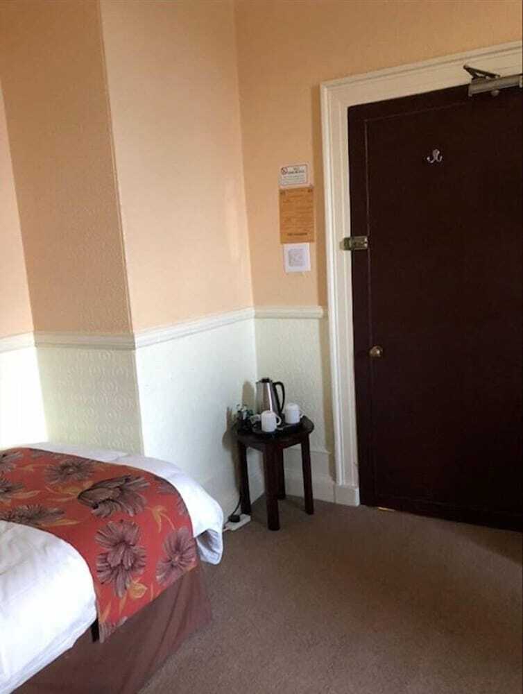 Bed & Breakfast Crown Guesthouse