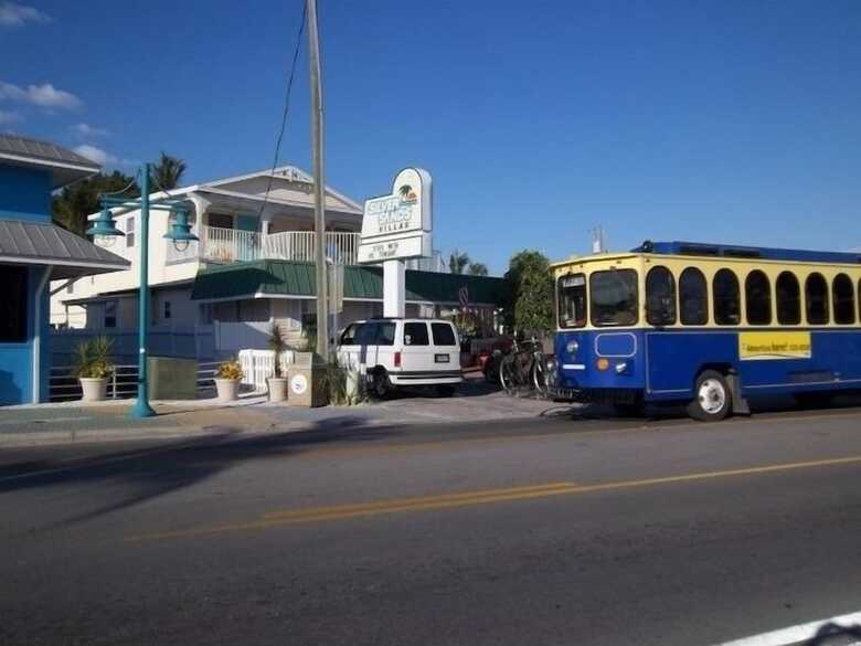 Hotel Silver Sands Villas