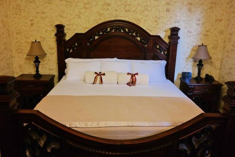 Hotel Genessis