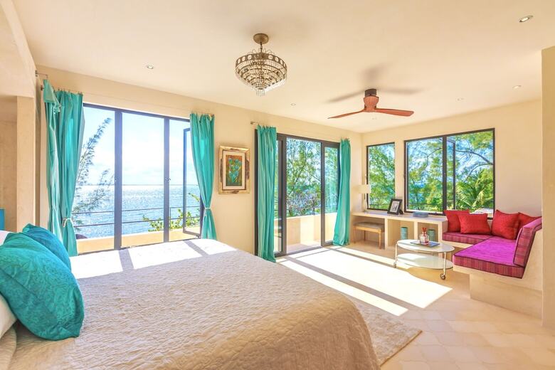 Bed & Breakfast Villa Encantada By Coco B Isla