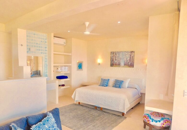 Bed & Breakfast Villa Encantada By Coco B Isla