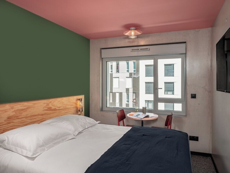 Eklo Hotels Bordeaux City Center Bastide