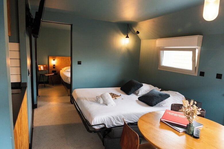 Eklo Hotels Bordeaux City Center Bastide