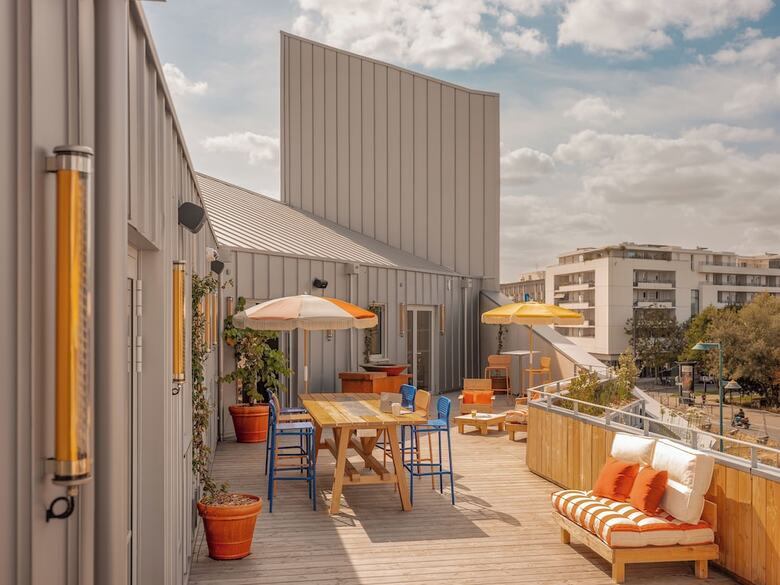 Eklo Hotels Bordeaux City Center Bastide