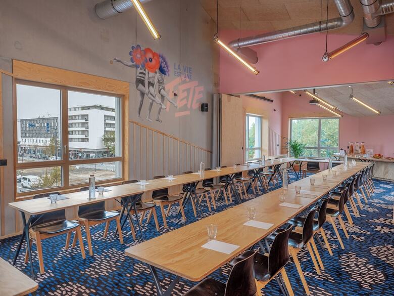 Eklo Hotels Bordeaux City Center Bastide