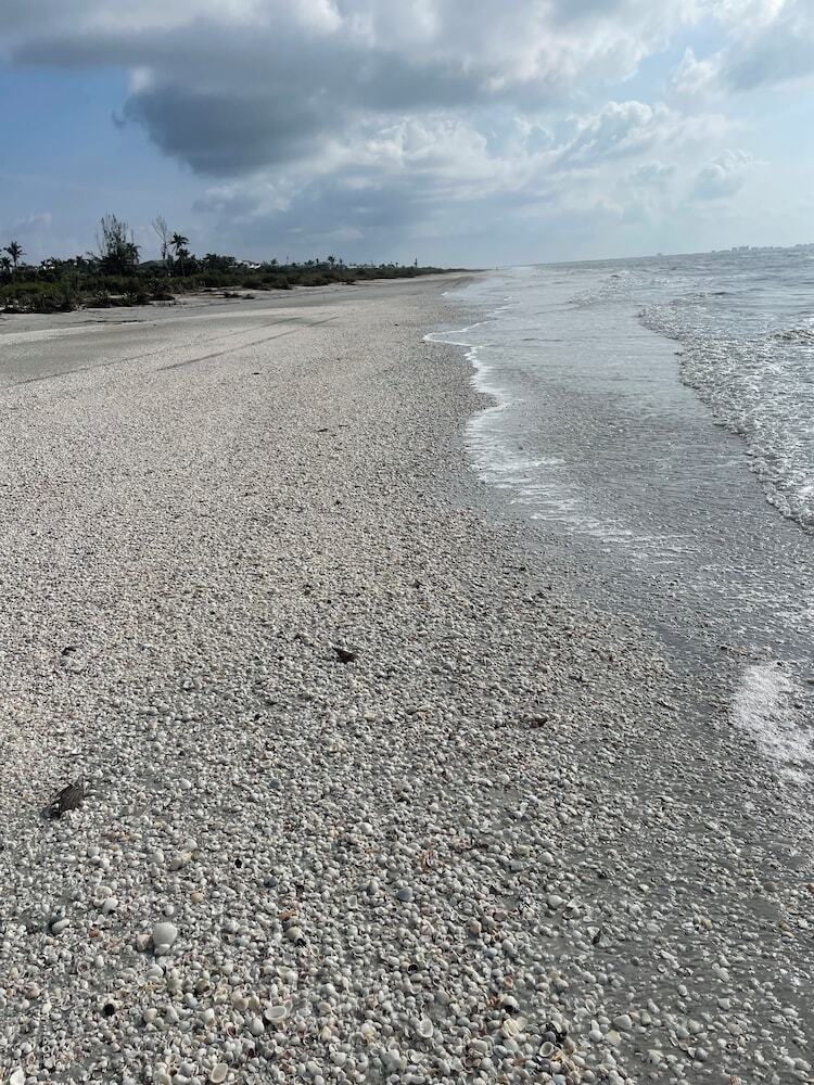 Hotel Tarpon Tale Inn
