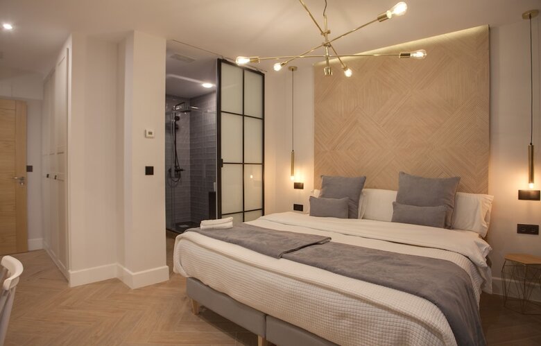 Pension Suites You Soho