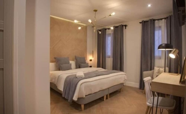 Pension Suites You Soho