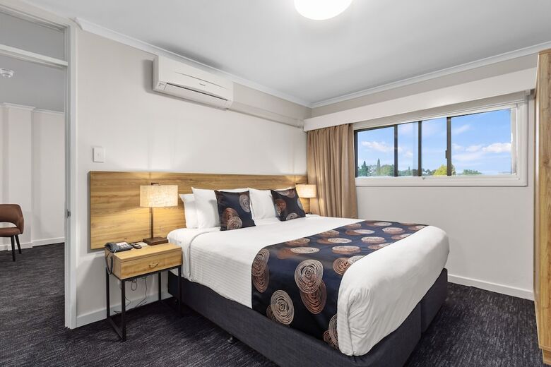 Hotel Breakfree North Adelaide