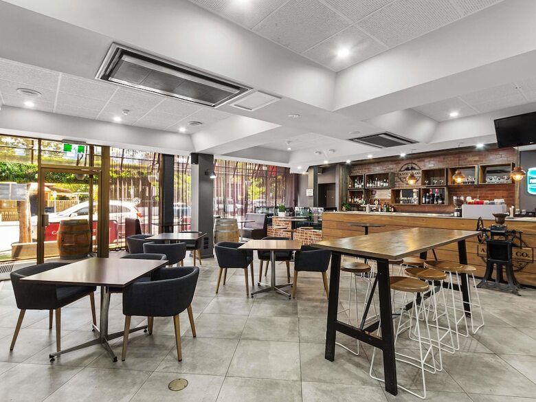 Hotel Breakfree North Adelaide