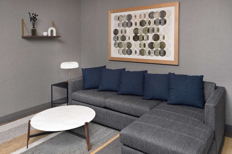 Hotel The Slate Denver, Tapestry Collection By Hilton