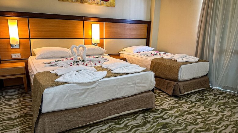 Prenses Sealine Beach Hotel