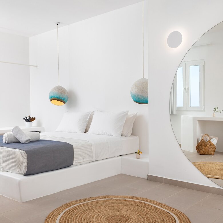 Voca Hotel & Suites