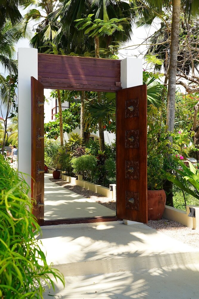 Alma Boutique Hotel