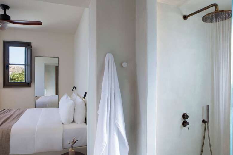 Elessa Hotel