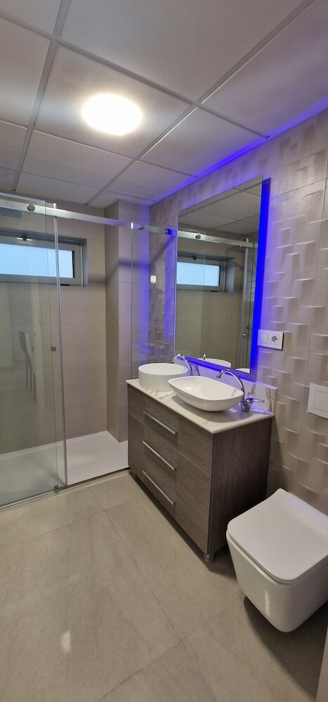Aparthotel Apartamentos Oasis De La Cala