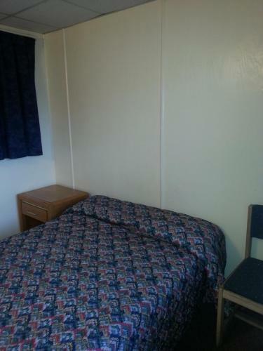 Americana Motel