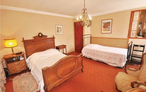 Holiday Home Chemin D�astouret