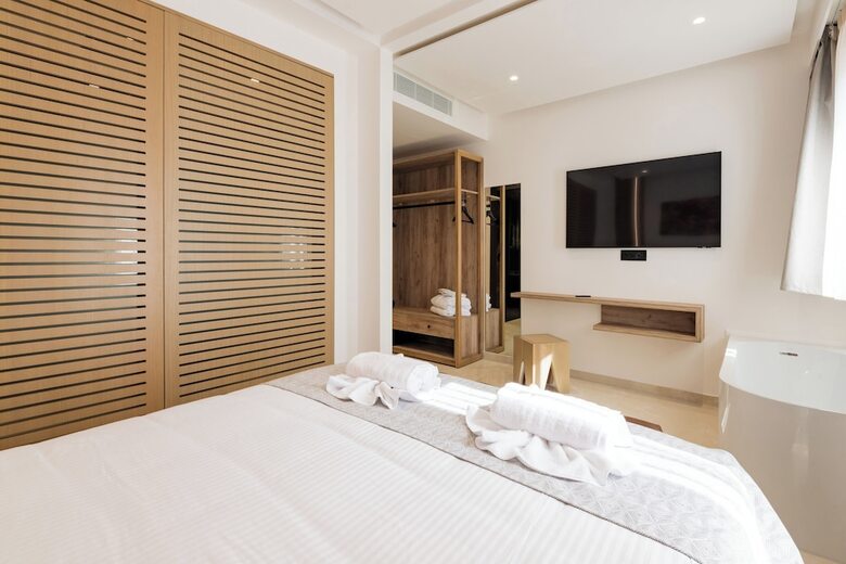 The Wine Hotel