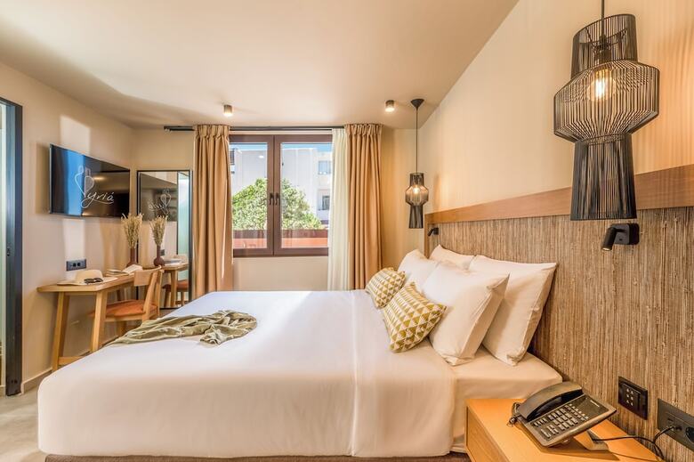Hotel Pyri�