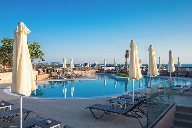 Hotel Pyri�