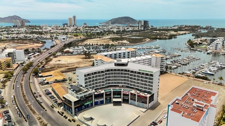 Hotel Wyndham Garden Mazatlan Marina