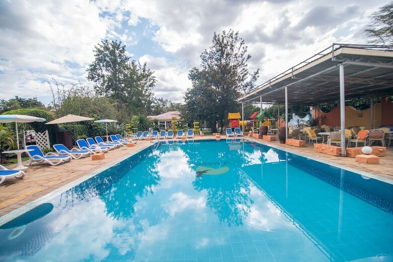 Falcon Heights Hotel