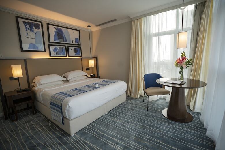 Prime Al Corniche Hotel