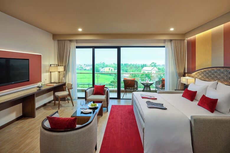 Hotel Kobi Onsen Resort Hue, Affiliated By Meli�