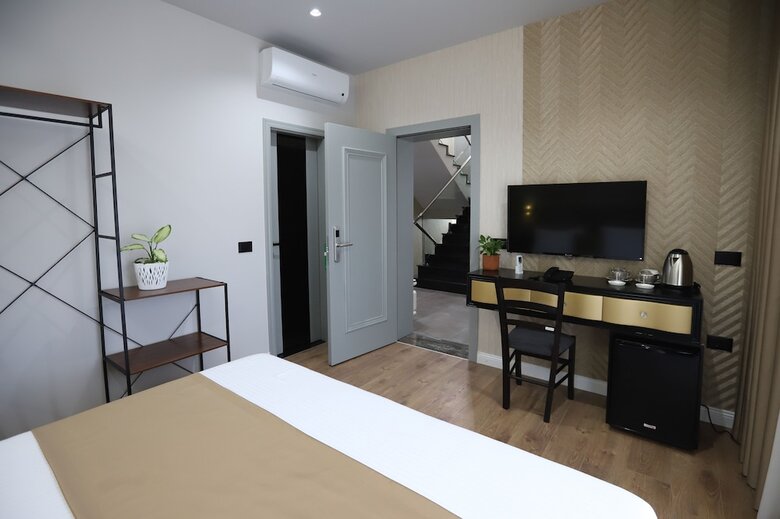 Imperator Hotel